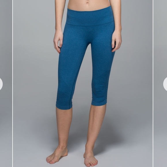 Ebb to Street Crop - Picture 3 of 8